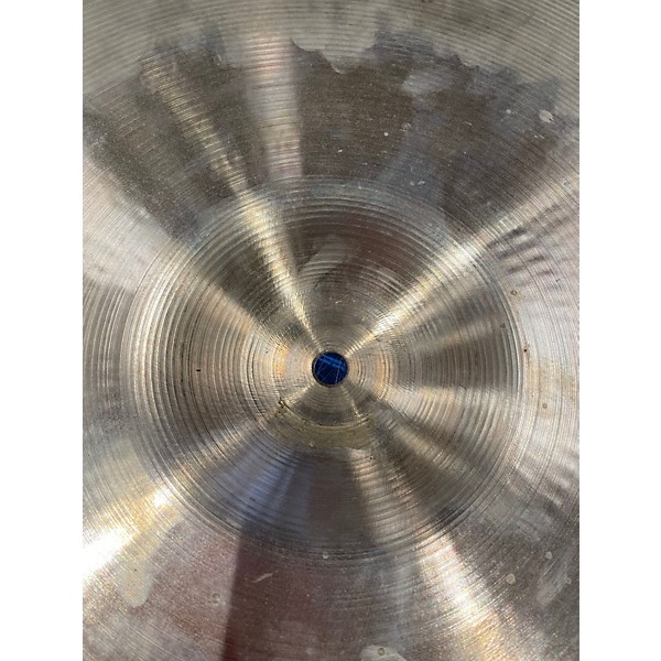 Used Zildjian 18in AVEDIS A MEDIUM THIN CRASH Cymbal