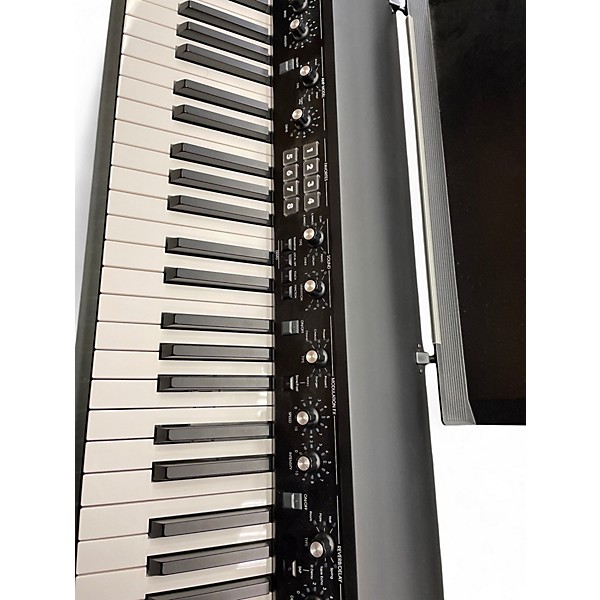 Used KORG SV188 88 Key Stage Piano