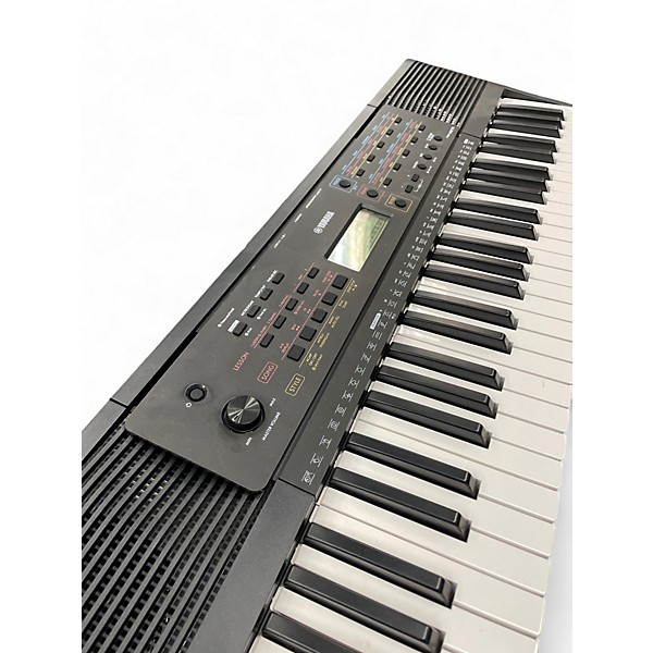 Used Yamaha PSRE273 Portable Keyboard