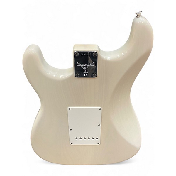 Used Fender Custom Classic Stratocaster Olympic White Solid Body Electric Guitar