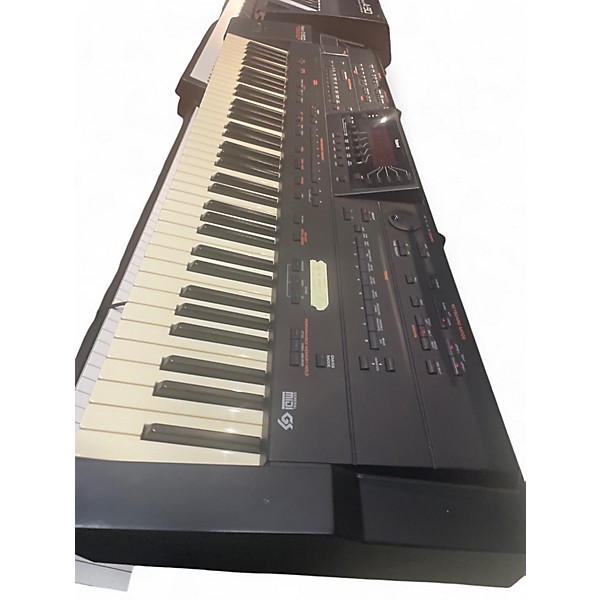 Used Roland G800 Keyboard Workstation