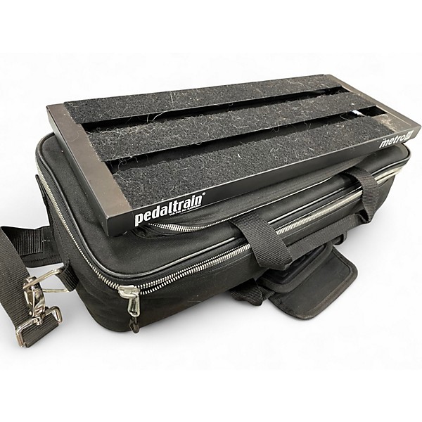 Used Pedaltrain METRO 20 Pedal Board