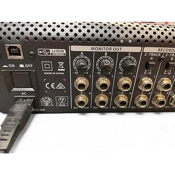 Used Behringer xenyx control 2 Volume Controller