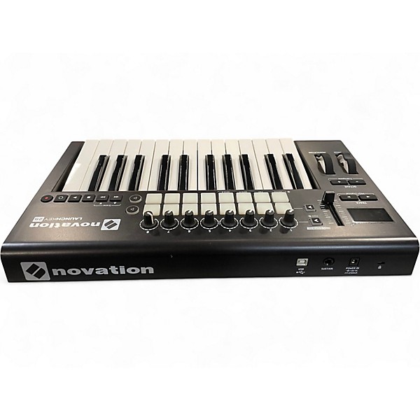 Used Novation Launchkey 25 Key MIDI Controller