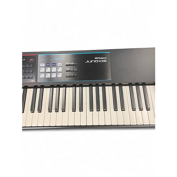Used Roland JUNO DS 88 Synthesizer