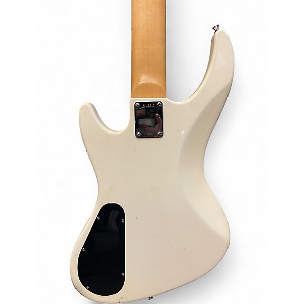 Used Guild pilot white Electric Bass Guitar