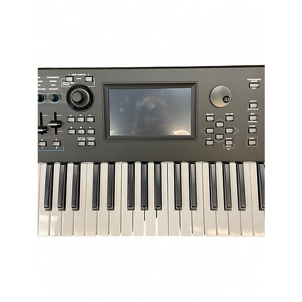 Used Yamaha MODX6+ Synthesizer