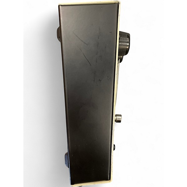 Used Behringer VT911 Effect Pedal