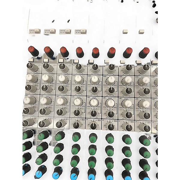 Used Soundcraft SIGNATURE 16 Digital Mixer