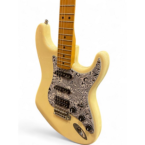 Used 2004 Fender Standard Stratocaster HSS Olympic White Solid Body Electric Guitar