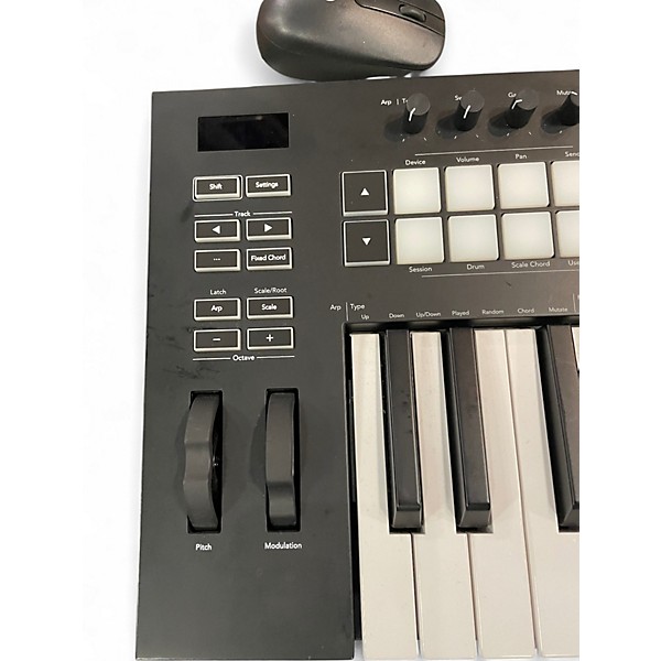 Used Novation Launchkey 25 Key MIDI Controller