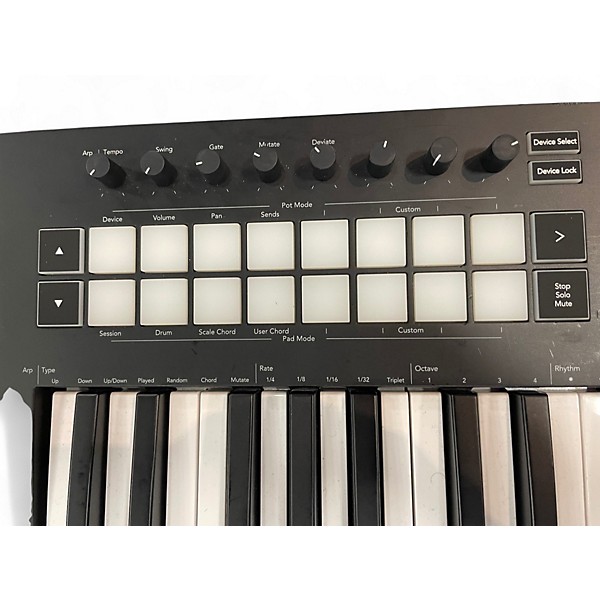 Used Novation Launchkey 25 Key MIDI Controller