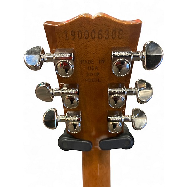 Used Gibson Les Paul Classic Gold Top Solid Body Electric Guitar