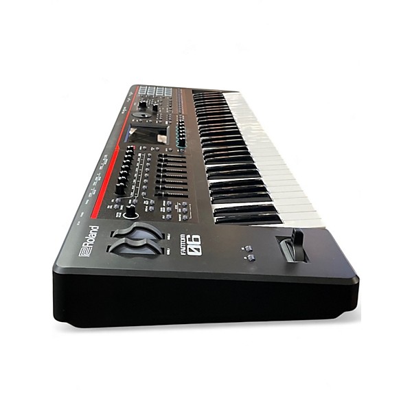 Used Roland Fantom 06 Keyboard Workstation