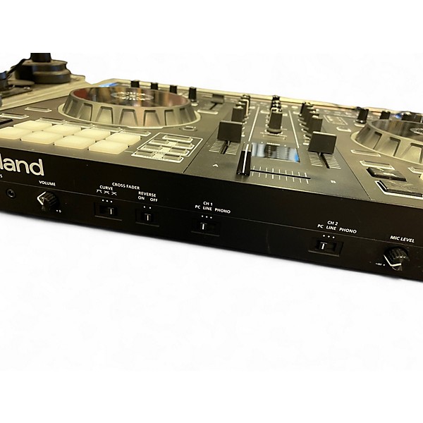 Used Roland DJ505 DJ Controller