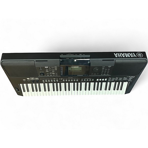 Used Yamaha PSRE463 61 key Portable Keyboard