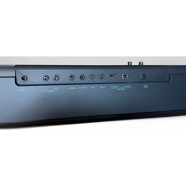 Used Yamaha PSREW425 Digital Piano