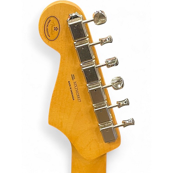 Used 2025 Fender PLAYER II STRATOCASTER Metallic Candy Red Burst Solid Body Electric Guitar