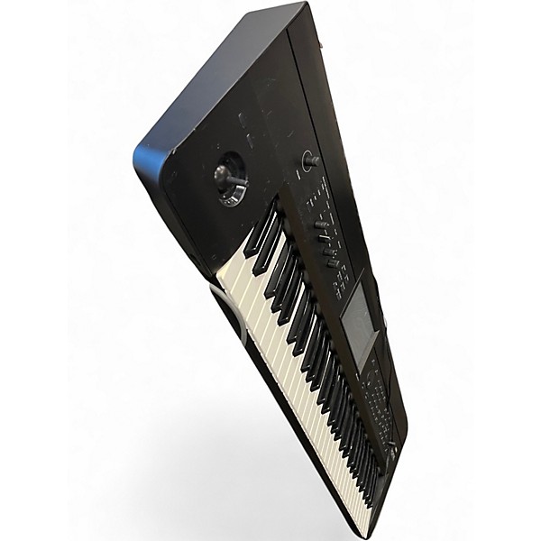 Used KORG Krome 61 Key Keyboard Workstation
