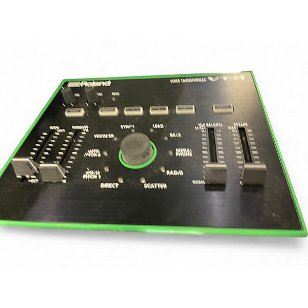 Used Roland VT-3 Powered Mixer