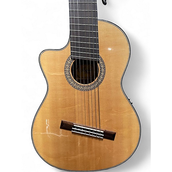 Used Agile Renaissance 82527 Classical 8-String Nylon Fan Fret Left Natural Acoustic Electric Guitar