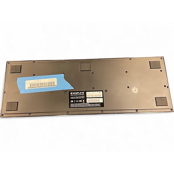 Used Native Instruments Komplete Kontrol M32 MIDI Controller