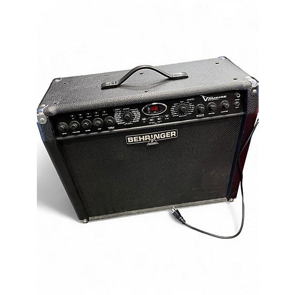 Used Behringer Vampire Guitar Combo Amp