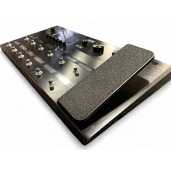 Used Line 6 Helix Effect Processor