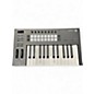 Used Novation Launchkey 25 Key MIDI Controller thumbnail