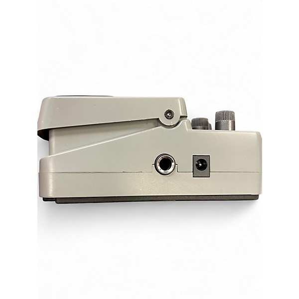 Used Behringer VD400 Vintage Delay Effect Pedal