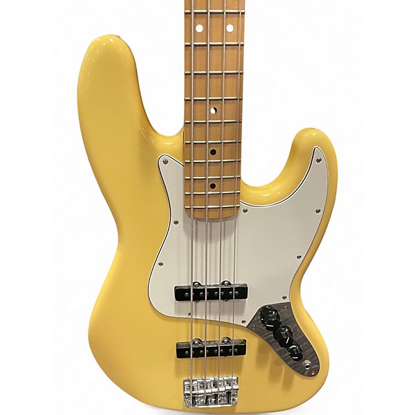 Used 2022 Fender Player Jazz Bass Buttercream Electric Bass Guitar