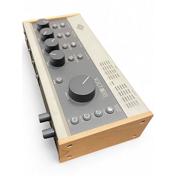 Used Universal Audio VOLT 4 76P Audio Interface