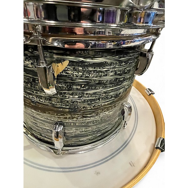 Used Pearl 5 Piece Vision Silver Drum Kit