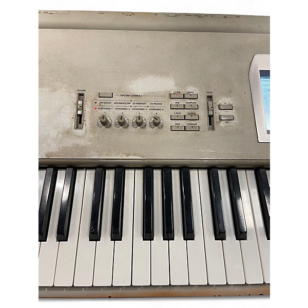 Used KORG Triton Studio 88 Key Keyboard Workstation