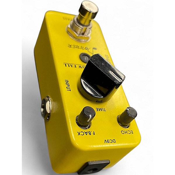 Used Donner YELLOW FALL DELAY Effect Pedal