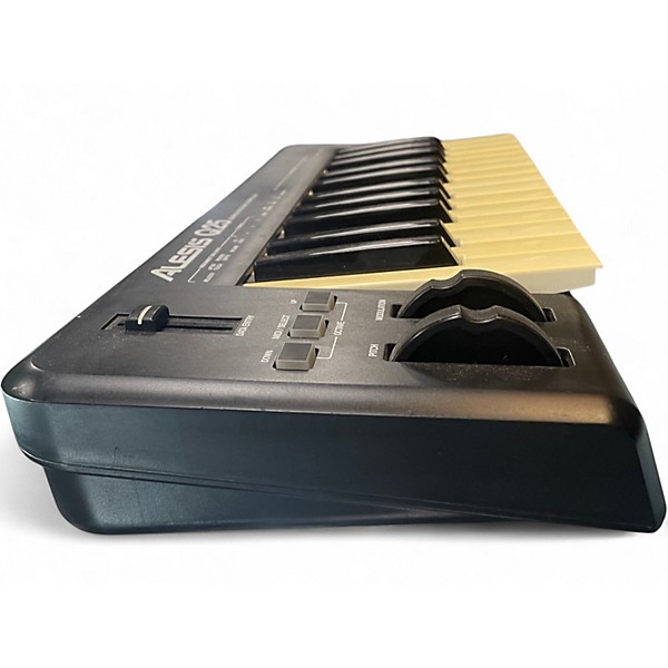 Used Alesis Q25 25 Key MIDI Controller