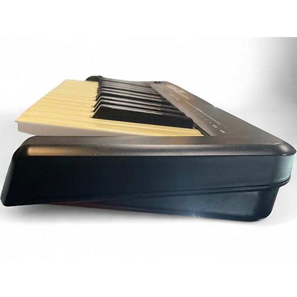 Used Alesis Q25 25 Key MIDI Controller