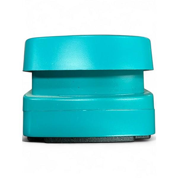 Used Behringer CS400 Compressor Sustainer Effect Pedal