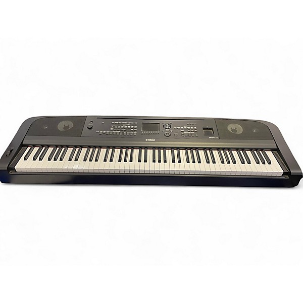 Used Yamaha DGX670 Digital Piano