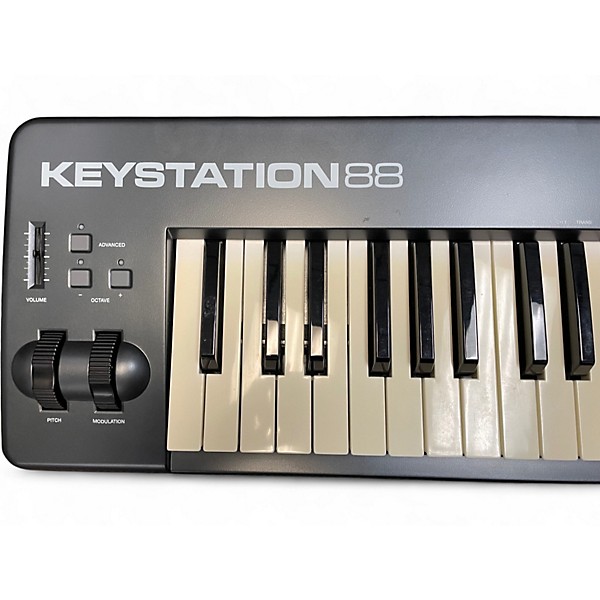 Used M-Audio KEYSTATION 88 MIDI Controller