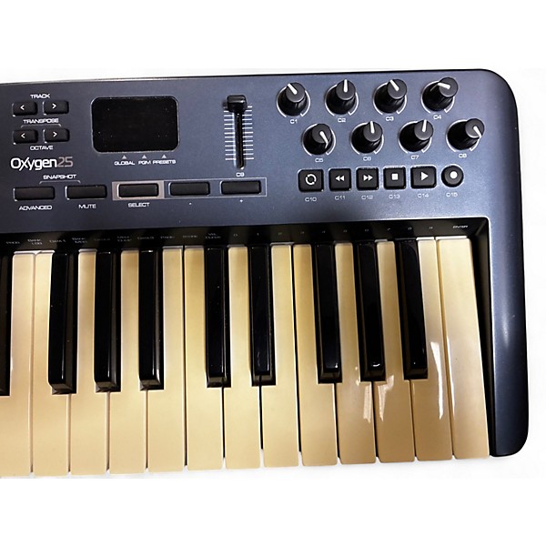 Used M-Audio Oxygen 25 Key MIDI Controller