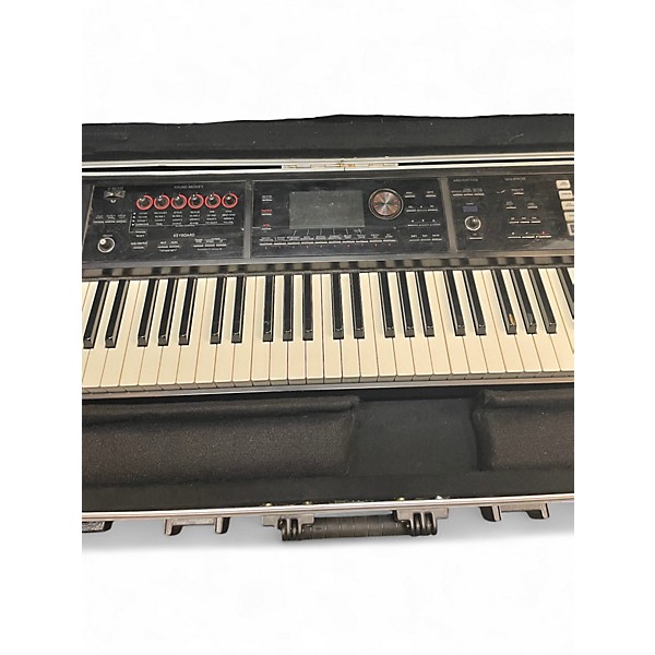 Used Roland FA08 Keyboard Workstation