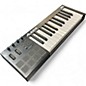 Used Alesis V25 25 Key MIDI Controller thumbnail
