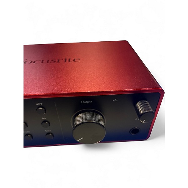 Used Focusrite Scarlett 4i4 Audio Interface