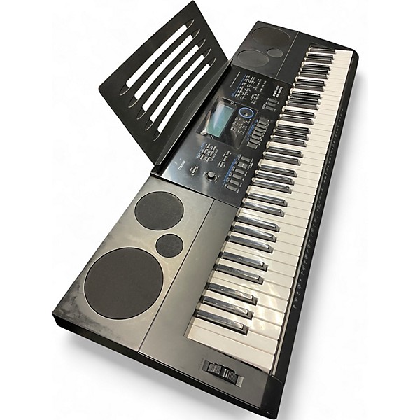 Used Casio WK6600 76 Key Portable Keyboard