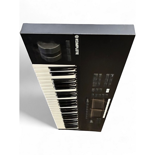 Used Native Instruments Komplete Kontrol S49 MIDI Controller