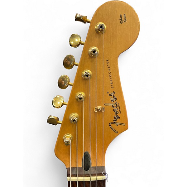 Used Fender Deluxe Player's Stratocaster Blue Sapphire Solid Body Electric Guitar