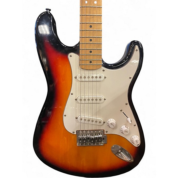 Used Starcaster by Fender Stratocaster 2 Color Sunburst Solid Body Electric Guitar