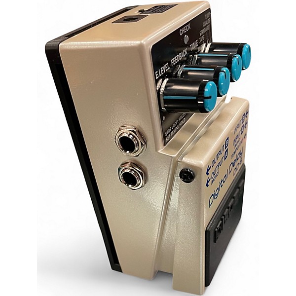 Used BOSS dd8 Effect Pedal