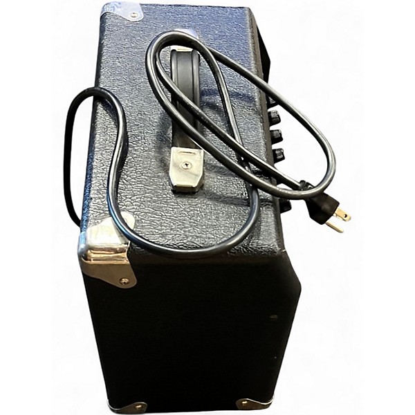 Used Squier Champ 15 Guitar Combo Amp